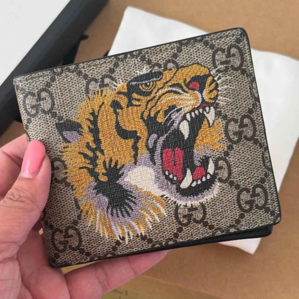 Gucci Brown Premium Compact Wallet-3