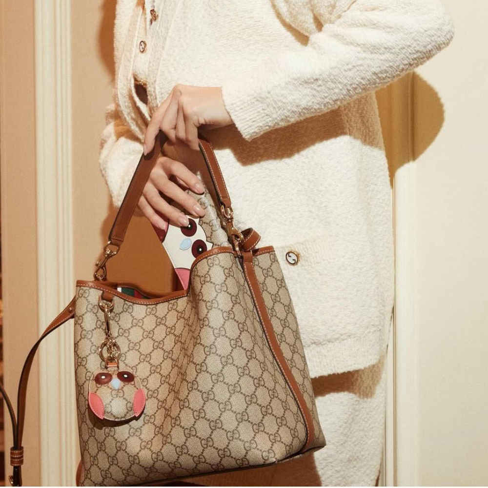 Gucci Emblem Brown Bucket Bag-1