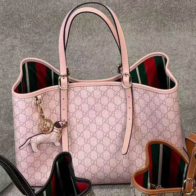 Gucci Emblem Tote Bag-thumb-2