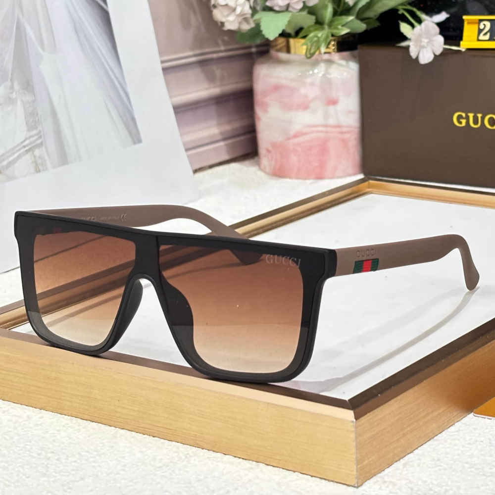 Gucci Men's Wayfarer Beige Luxury Sunglasses-thumb-0