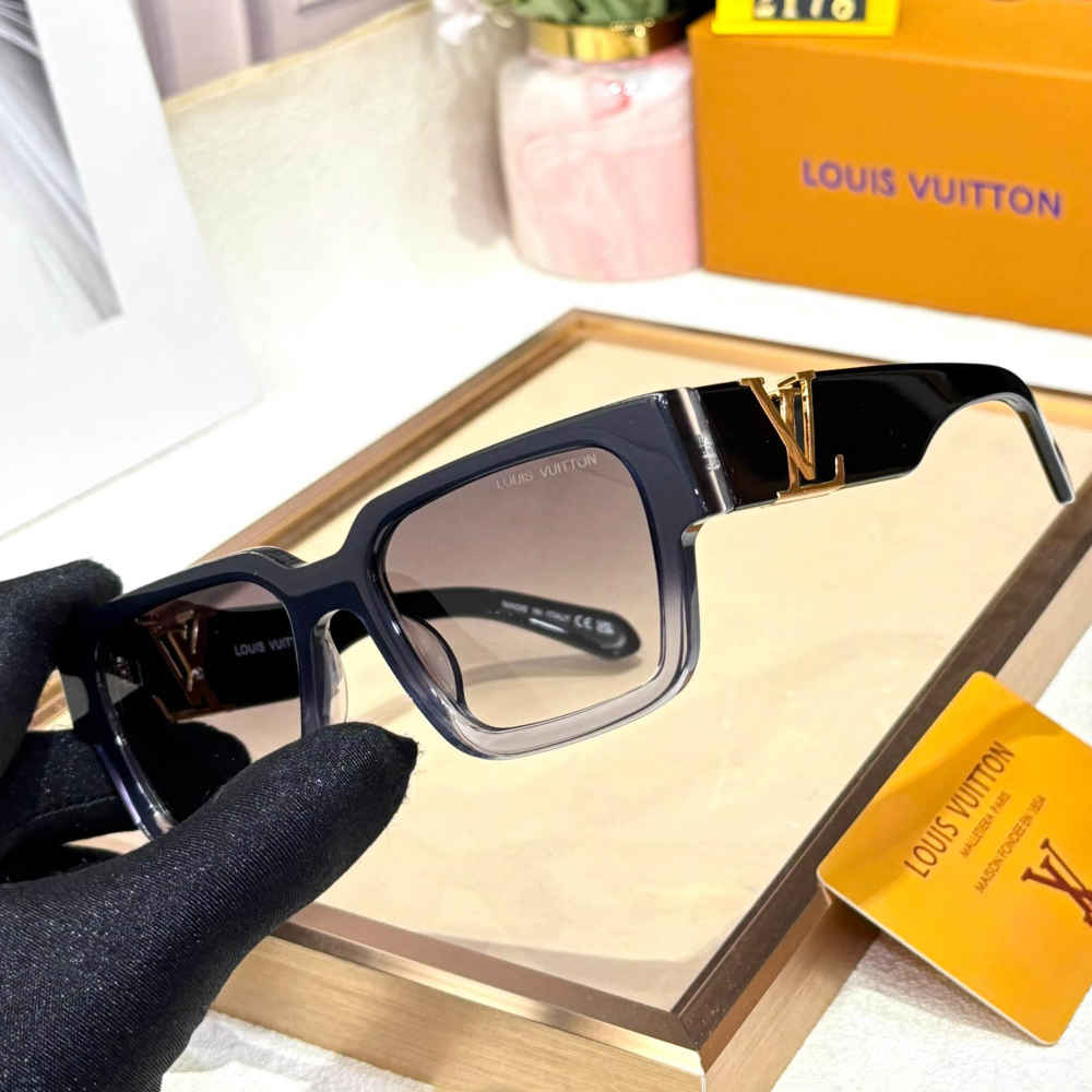 Louis Vuitton Black Luxury Sunglasses-1
