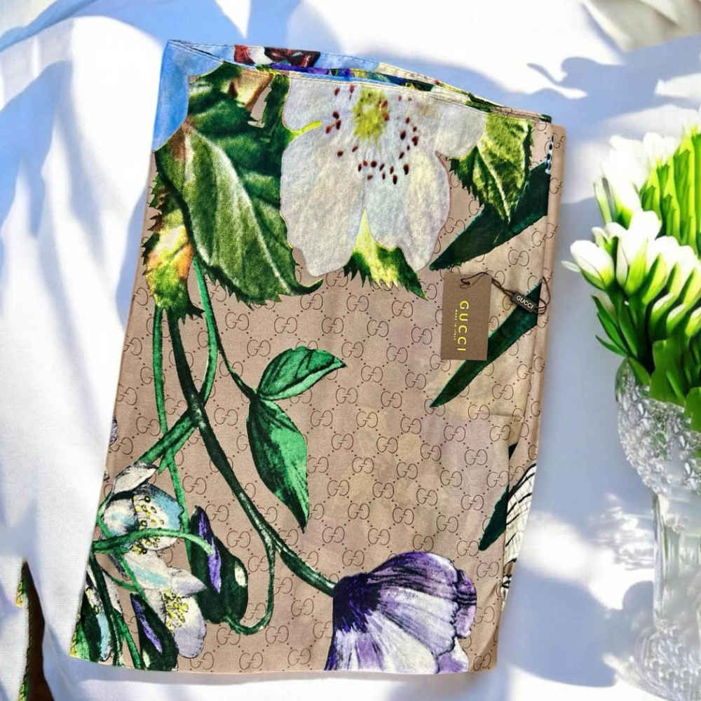 Gucci Floral Beige Silk Stole-thumb-3