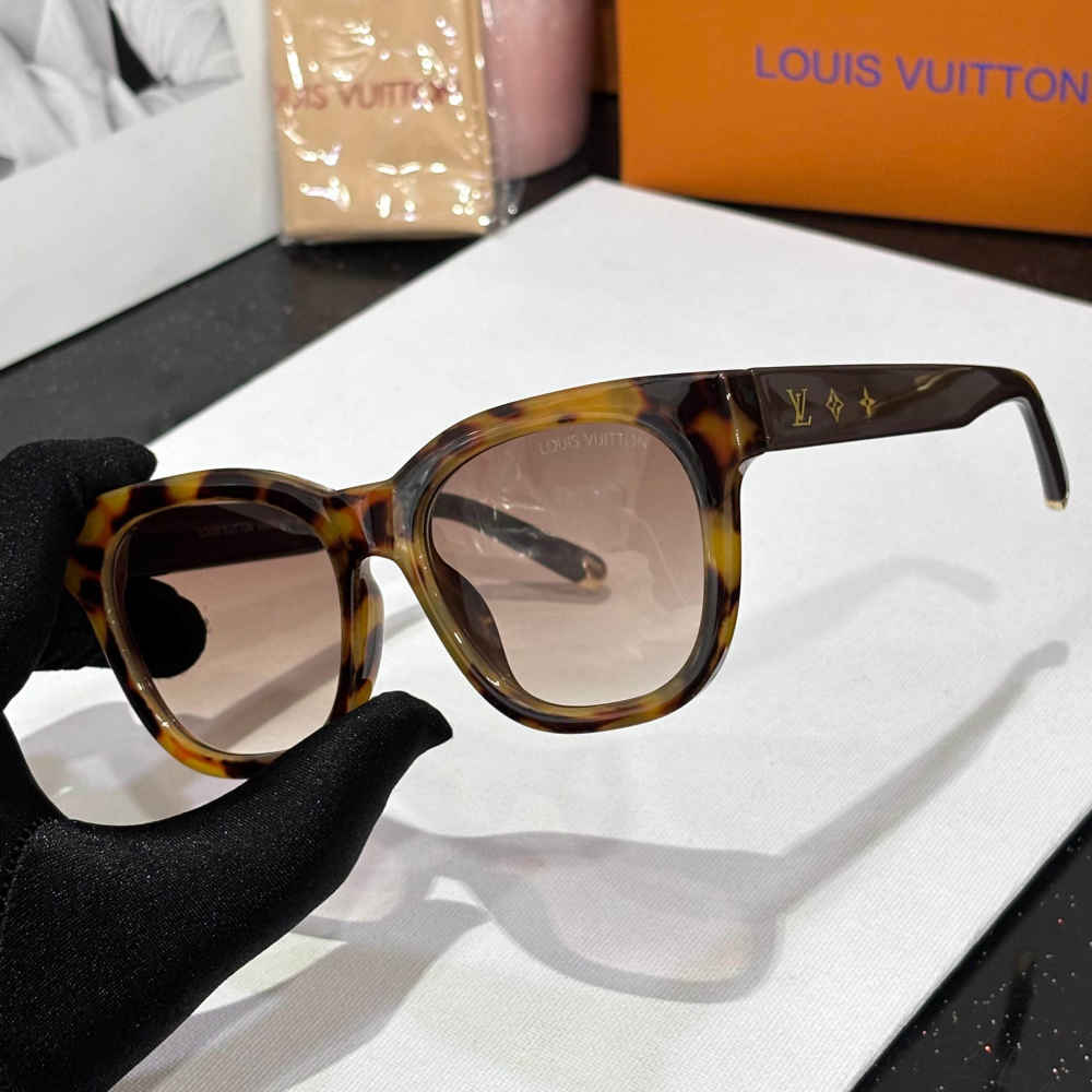Louis Vuitton Brown Premium Women's Sunglasses-1