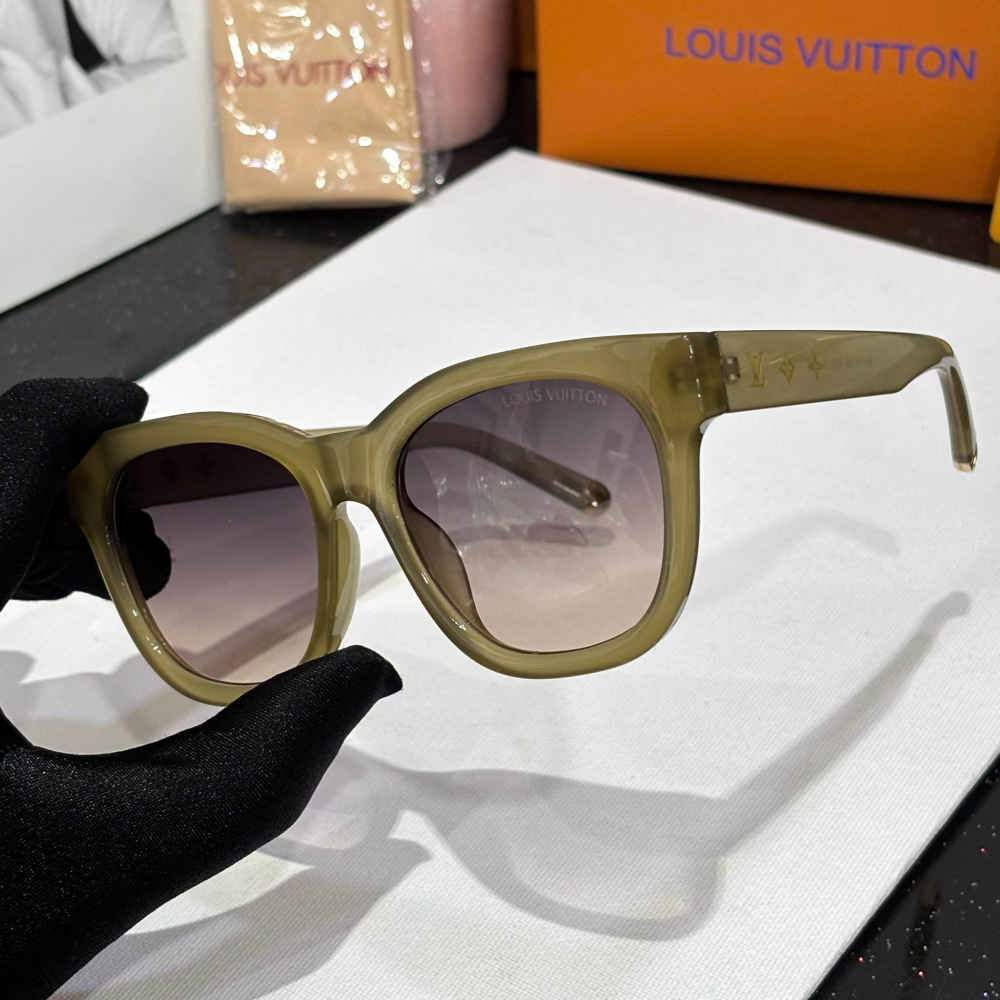 Louis Vuitton Olive Premium Women's Sunglasses-1
