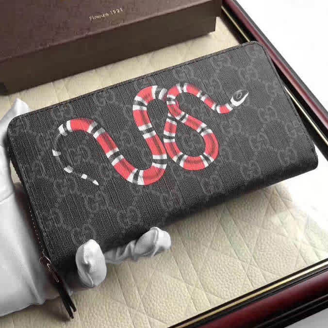 Gucci GG Supreme Monogram Snake Print Long Wallet-1
