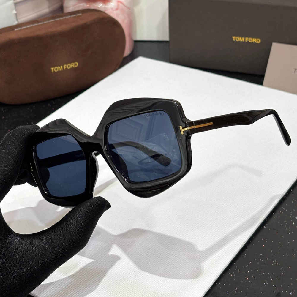 Tom Ford Black Premium Women's Sunglasses-1
