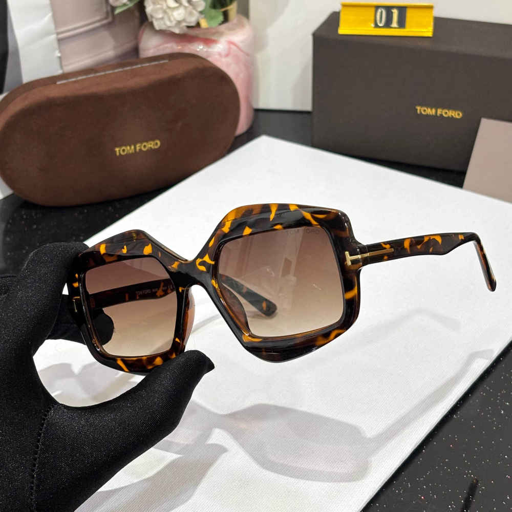 Tom Ford Black Premium Women's Sunglasses-1