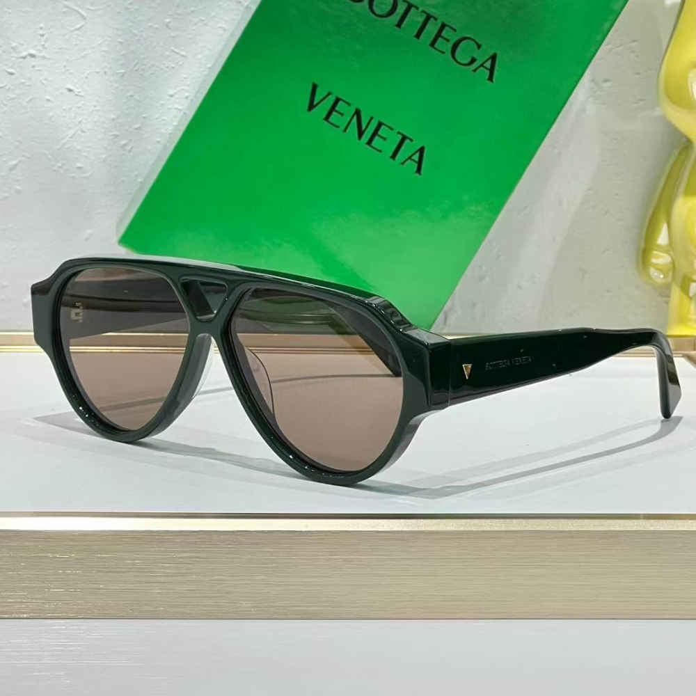 Bottega Veneta Green Luxury Sunglasses-thumb-0
