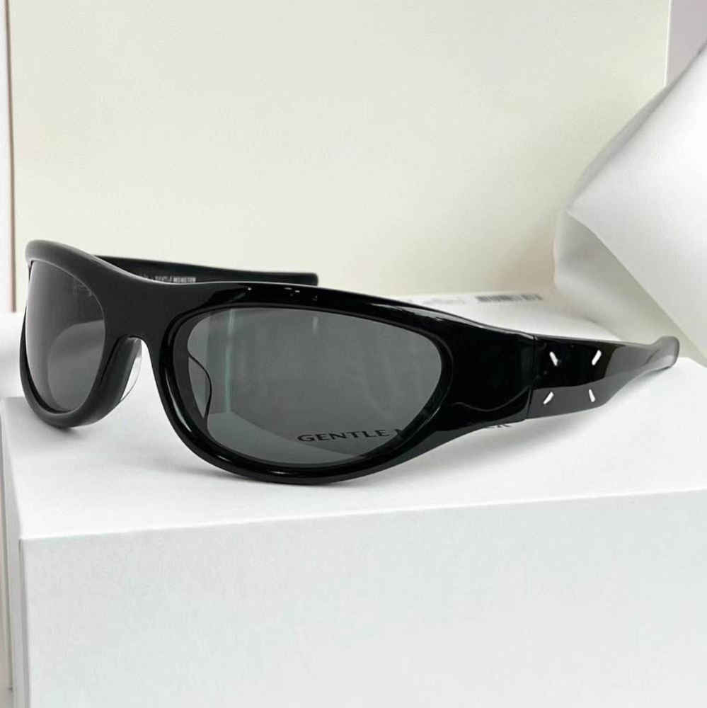 Gentle Monster Black Luxury Sunglasses-thumb-0