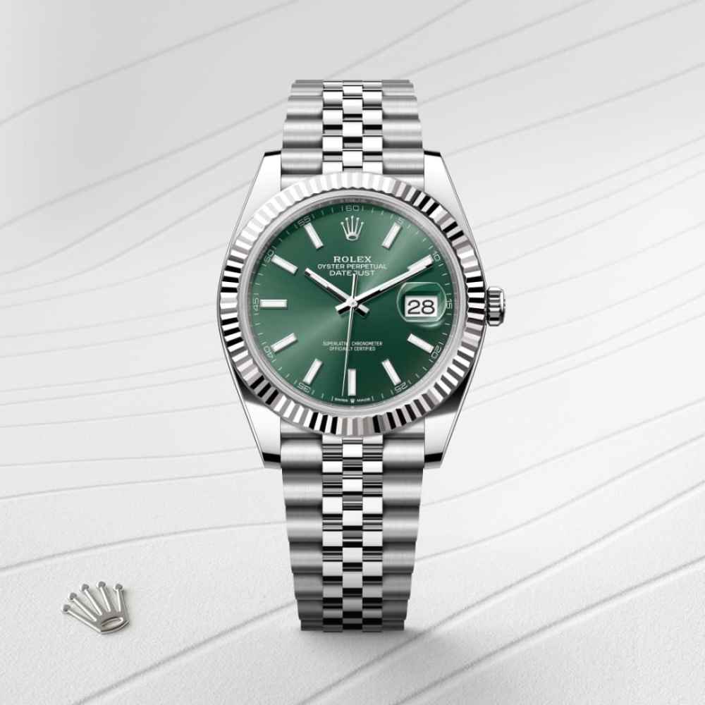 Rolex Datejust Oyster, 41 mm, Oystersteel and Green Dial M126334-0028-5