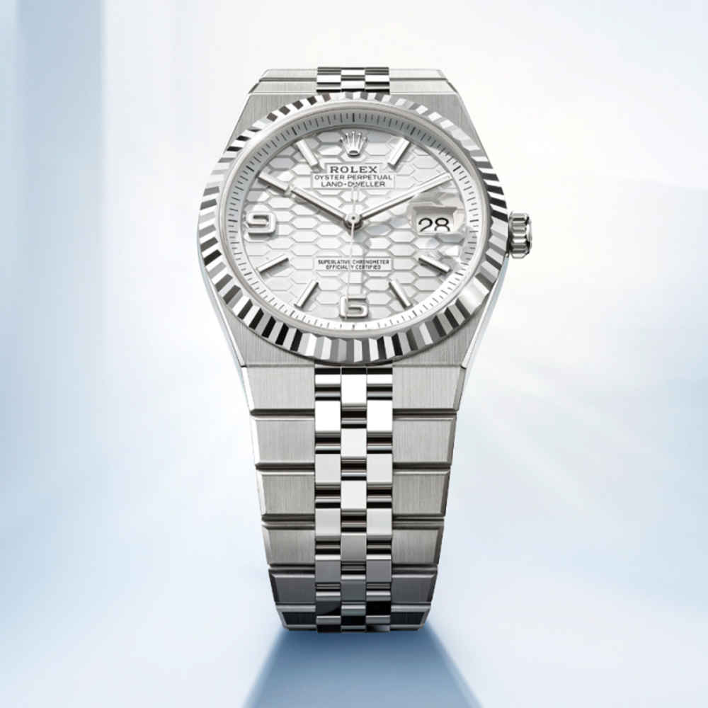 Rolex Land-Dweller Oyster, 40 mm, Oystersteel and Blue Dial Watch M127334-0001-8