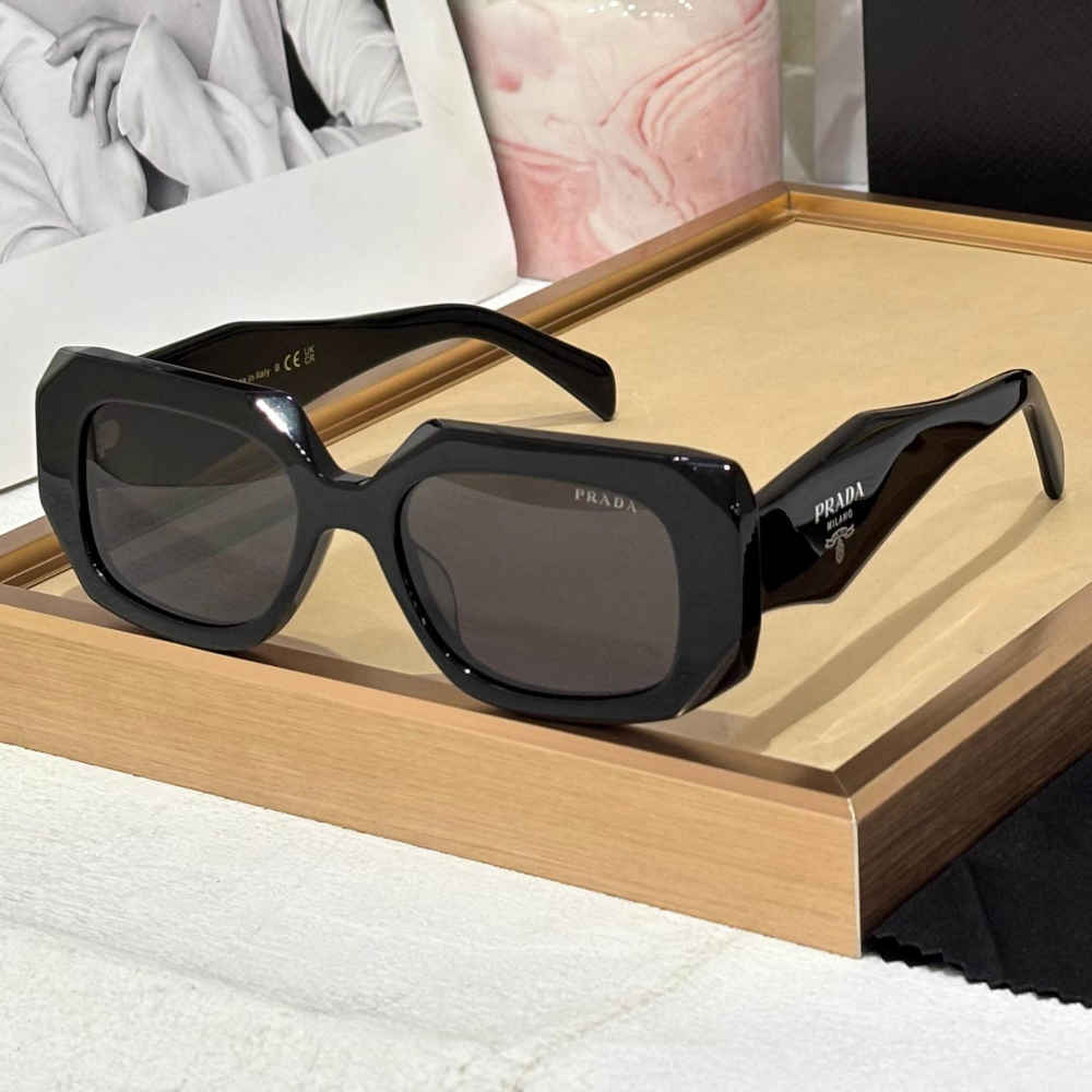 Prada Black Luxury Women's Sunglasses-7