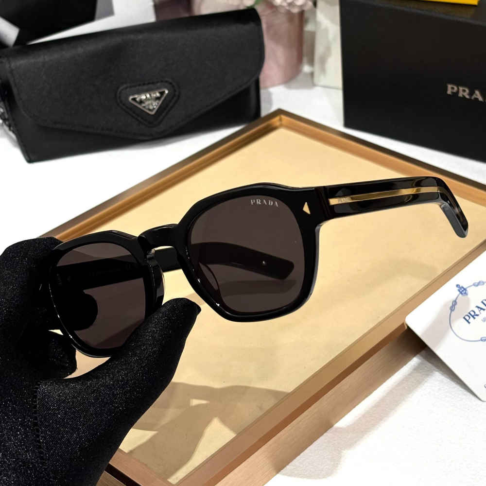 Prada Black Luxury Sunglasses-3