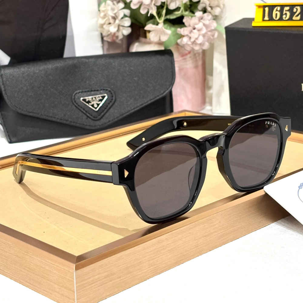 Prada Black Luxury Sunglasses-2