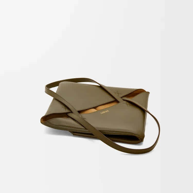 Loewe Puzzle Fold Green Bucket Bag-6