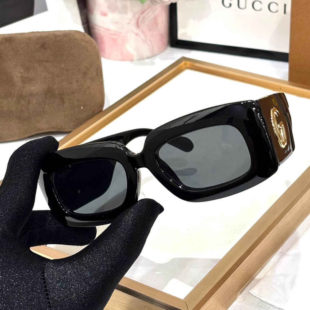 Gucci Black Premium Women's Sunglasses-1
