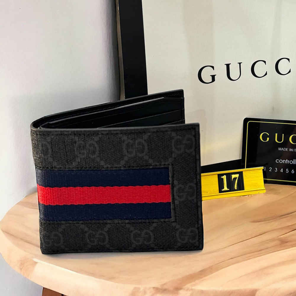 Gucci Black Premium Compact Wallet-1
