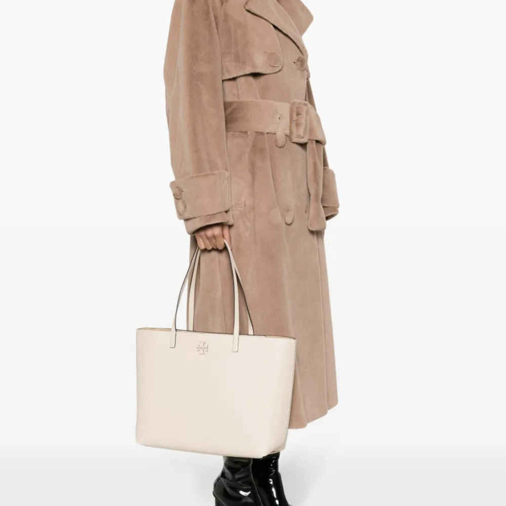 Tory Burch Mc Graw White Tote Bag-2