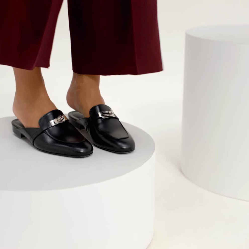 Hermès Oz Black Sandal-5