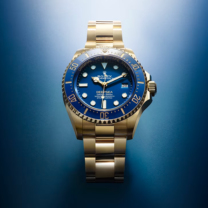 Rolex Submariner Date  Oyster, 41 mm, yellow gold  Reference 126618LB-1