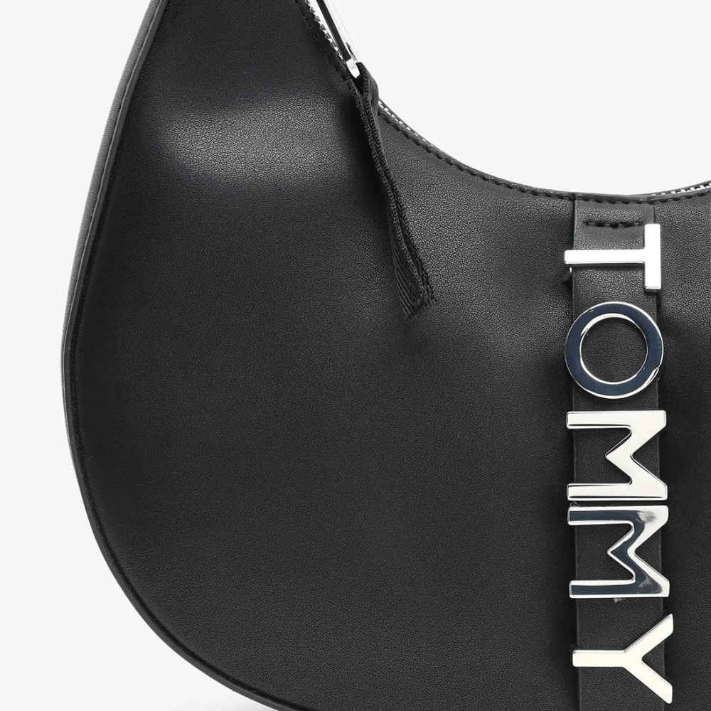 Tommy Jeans Black City Shoulder Bag-thumb-3
