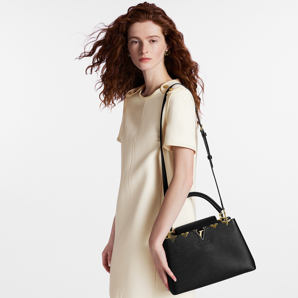 Louis Vuitton Capucines Black Handbag-7