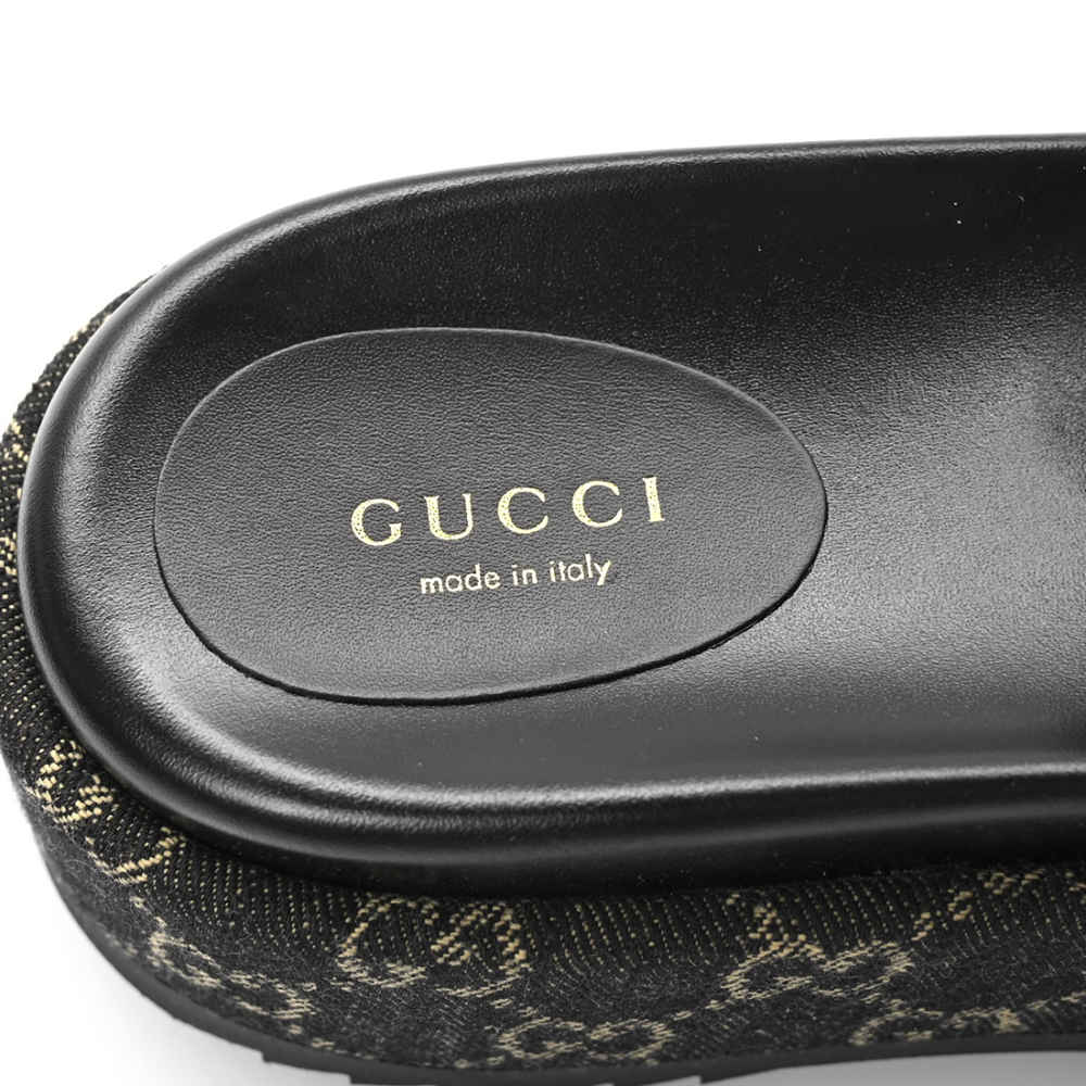Gucci Black Premium Quality Women's Flat Sandals-5