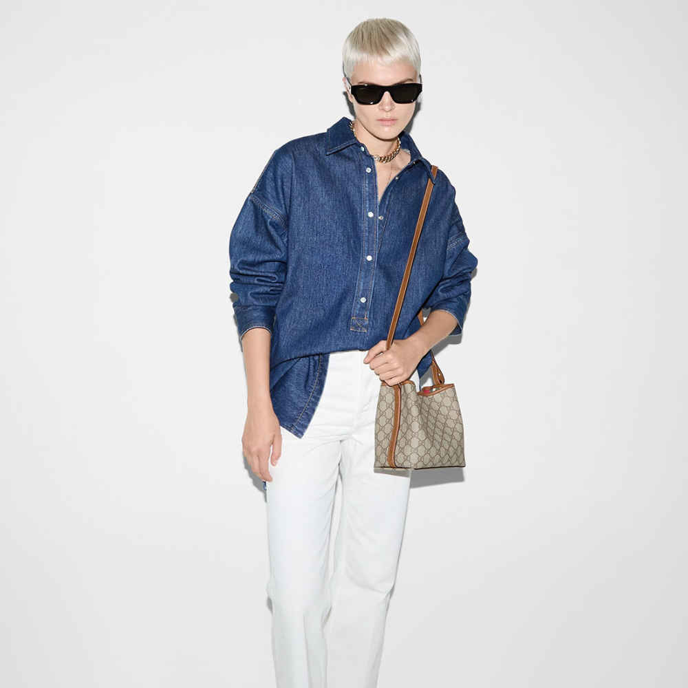 Gucci Emblem Small Tote Bag-7