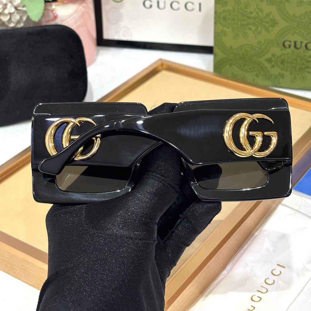 Gucci Oversized Square Black Women's Sunglasses-thumb-3