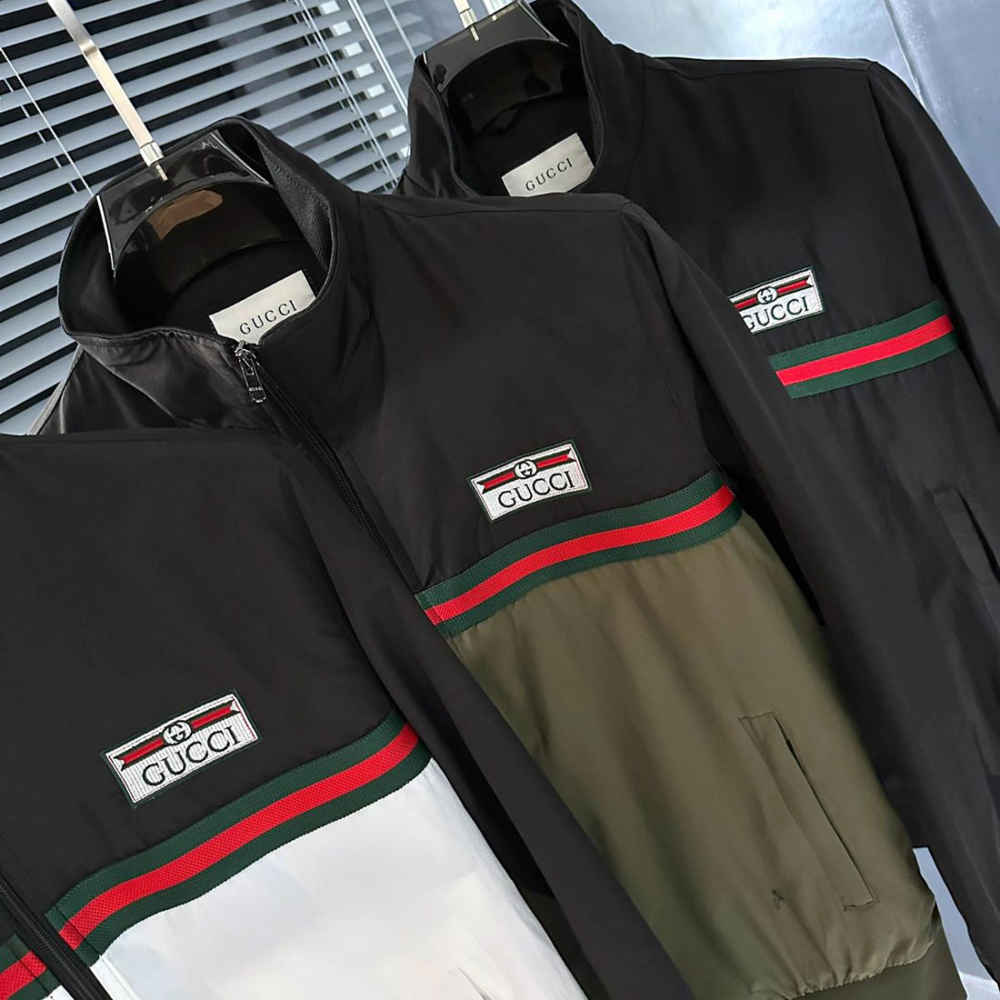 Gucci's Web Stripe Olive Zipper-5