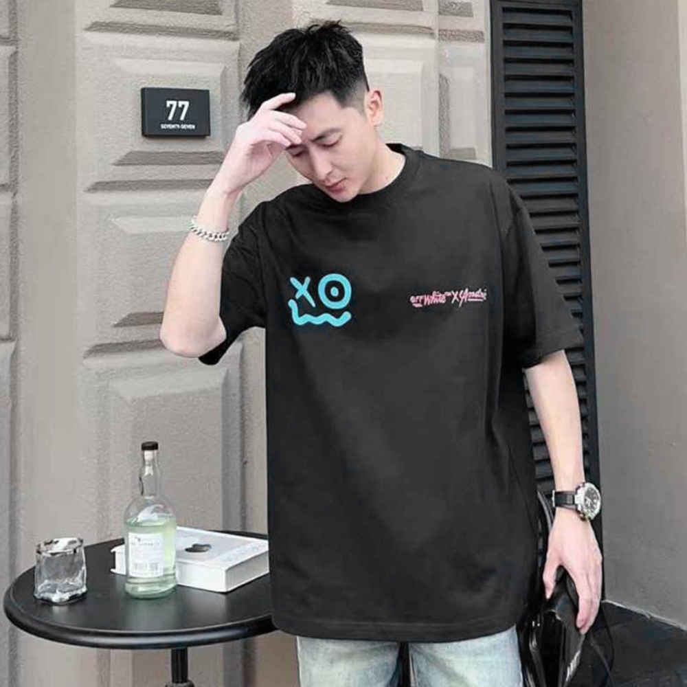 Off-White X Andre Saraiva Spray Arrow Slim Black Baggy T-Shirt-thumb-0
