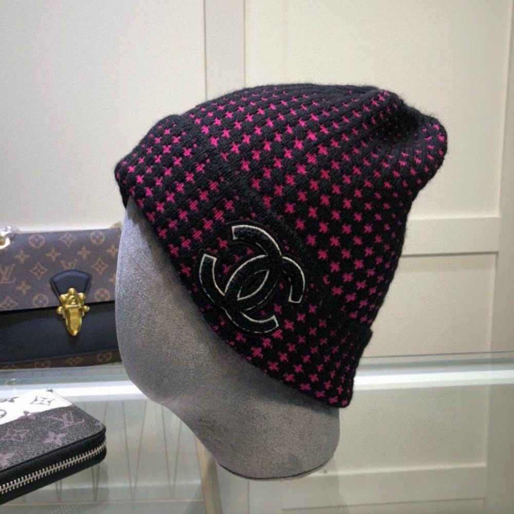 Chanel Pink Cashmere Beanie-thumb-4