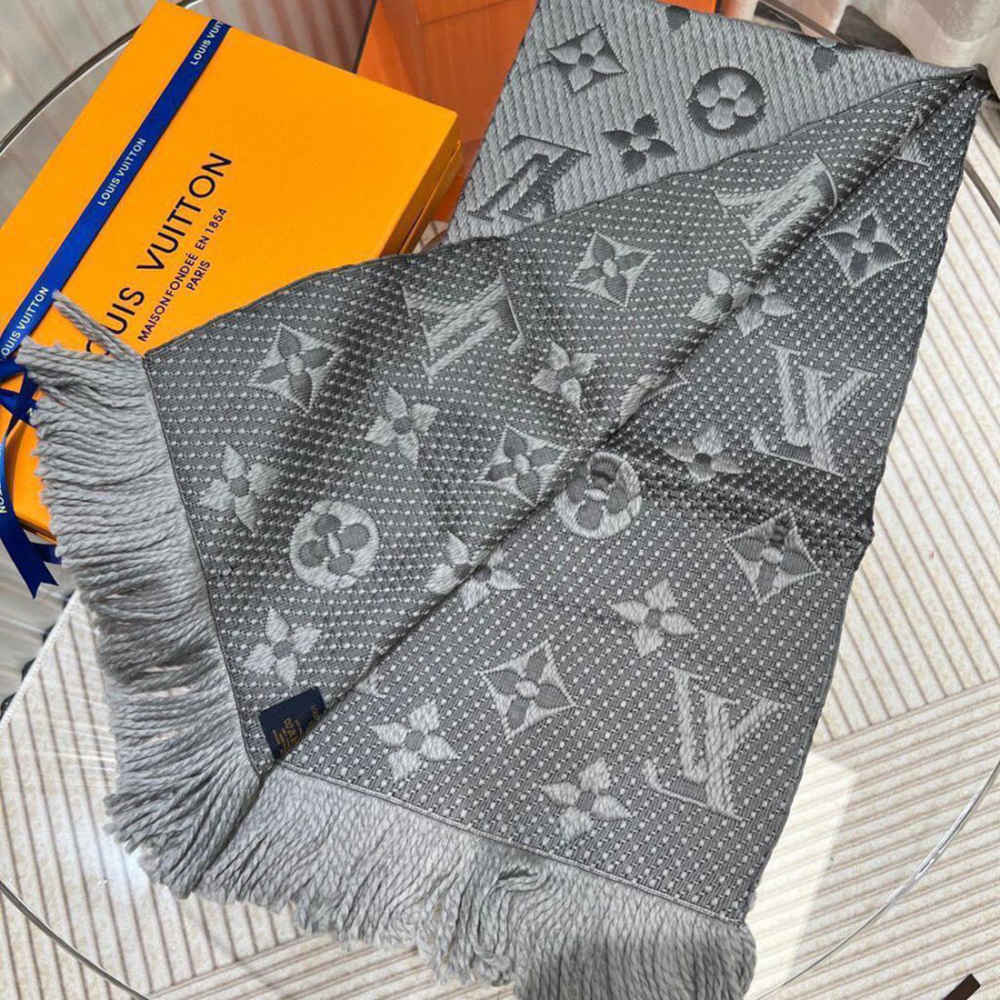 Louis Vuitton Grey Cashmere Wool Blend Scarf-3