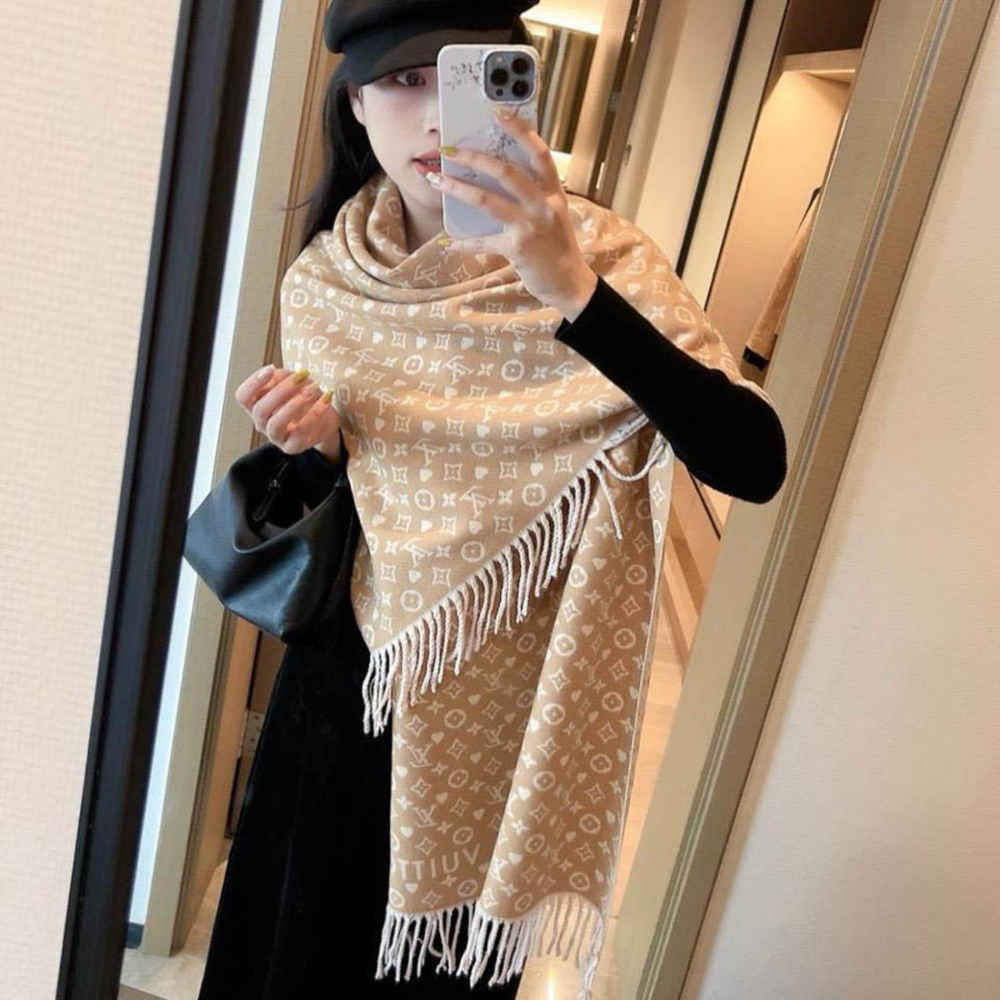 Louis Vuitton Beige Cashmere Wool Blend Scarf-thumb-2