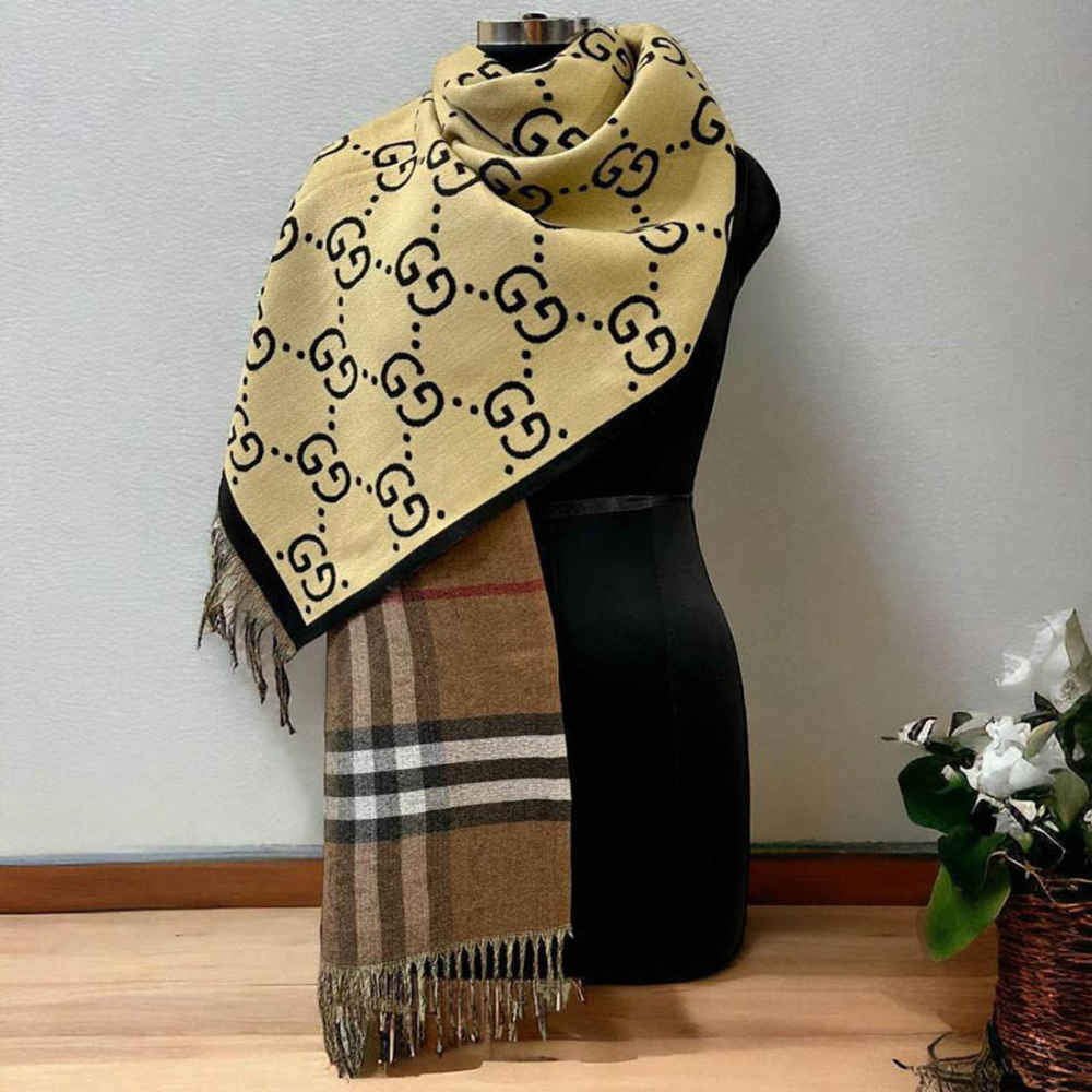 Gucci x Burberry Beige Cashmere Stole-3