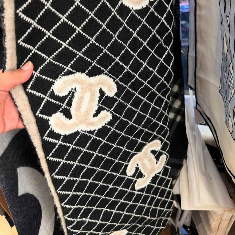 Chanel Reversible Black Woolen Muffler-2