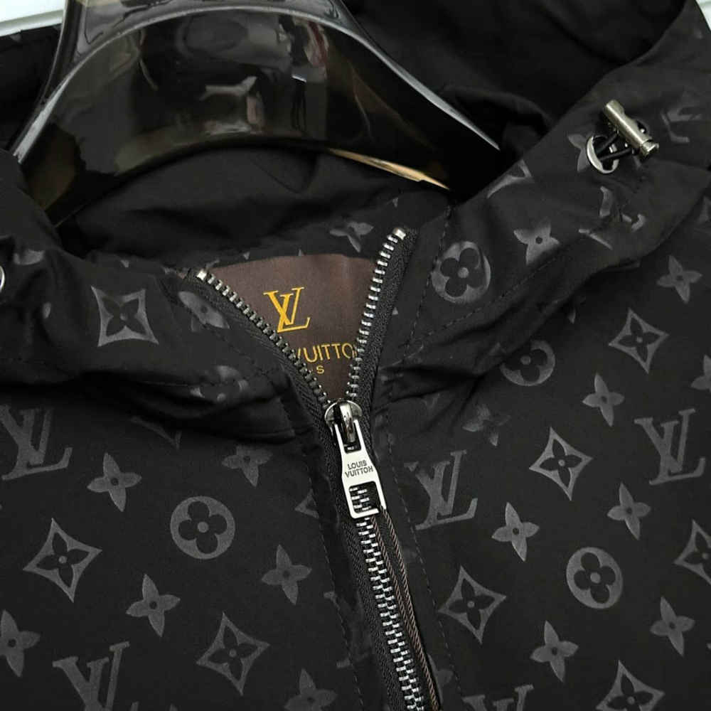 Louis Vuitton Embroidered logo Black Premium Zipper-4