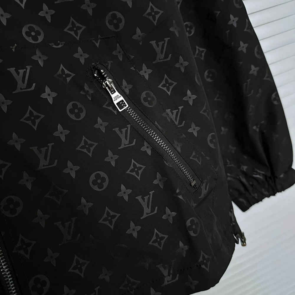 Louis Vuitton Embroidered logo Black Premium Zipper-5