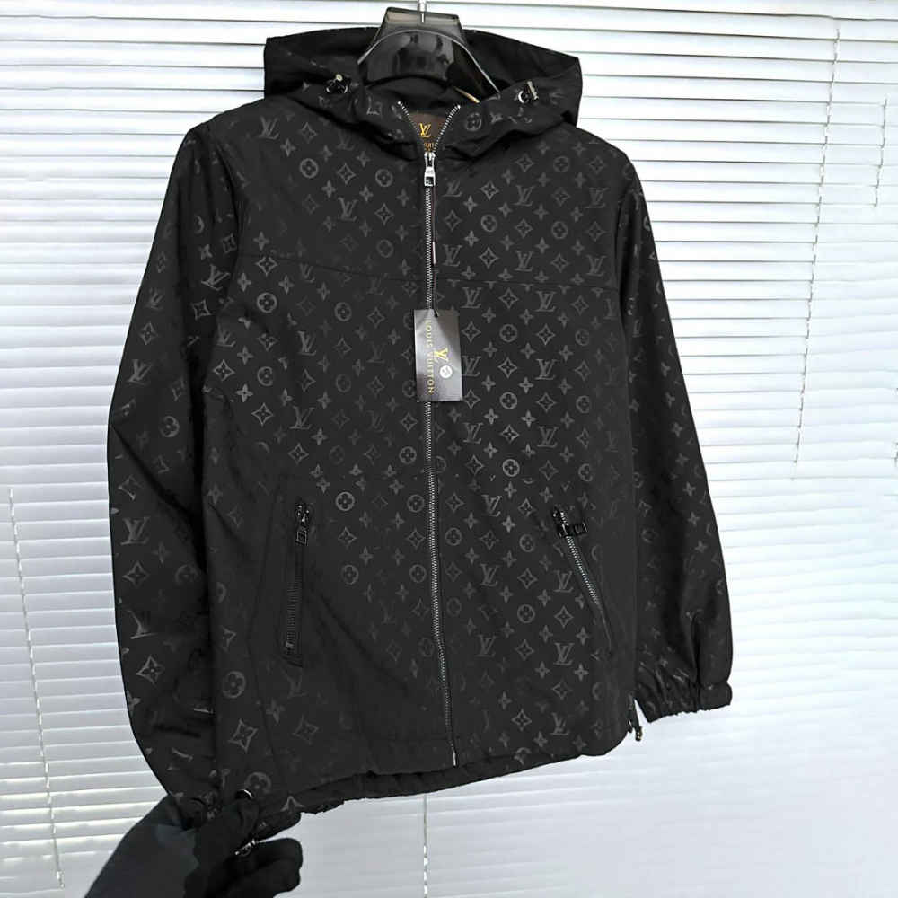 Louis Vuitton Embroidered logo Black Premium Zipper-1