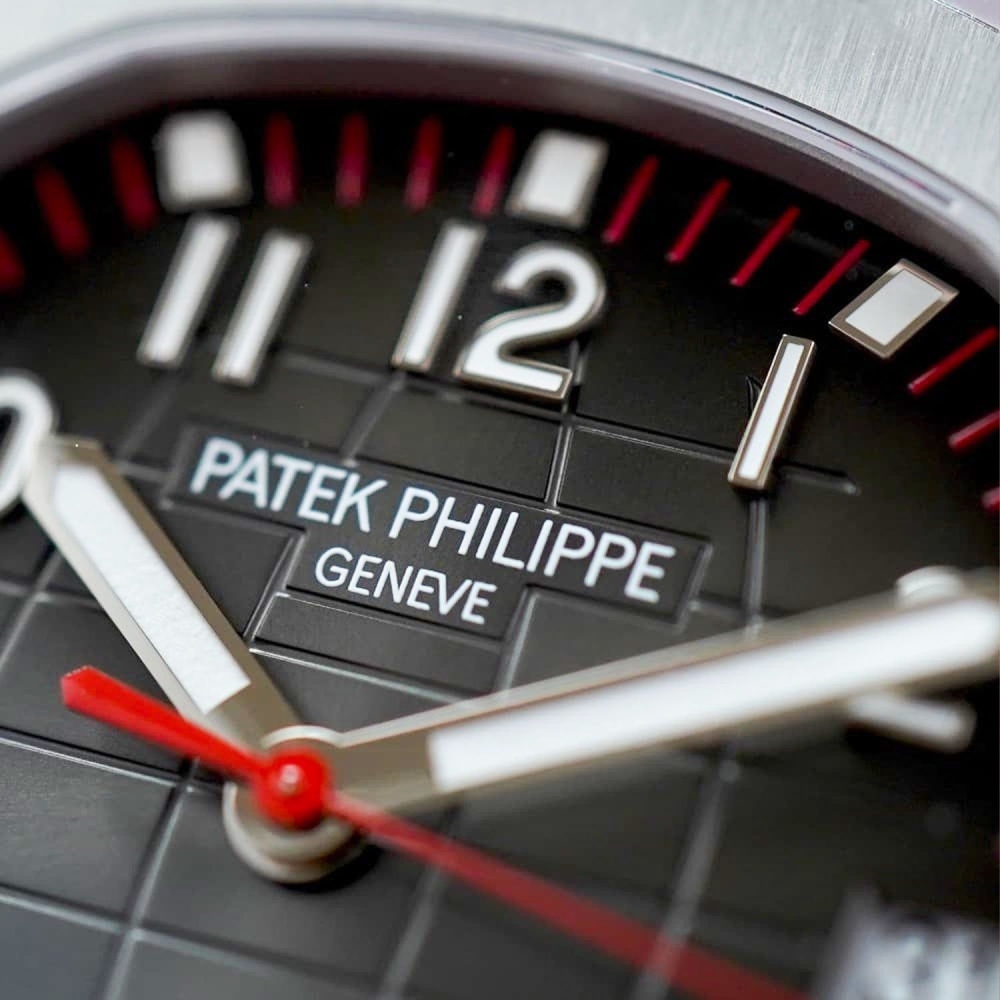 Patek Philippe Aquanaut Singapore Limited Edition - 5167A-012-4