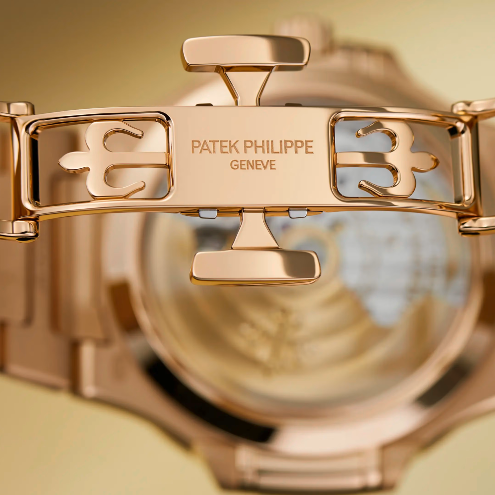 Patek Philippe the Gem-Set Nautilus Joaillerie 7118/1300R-8