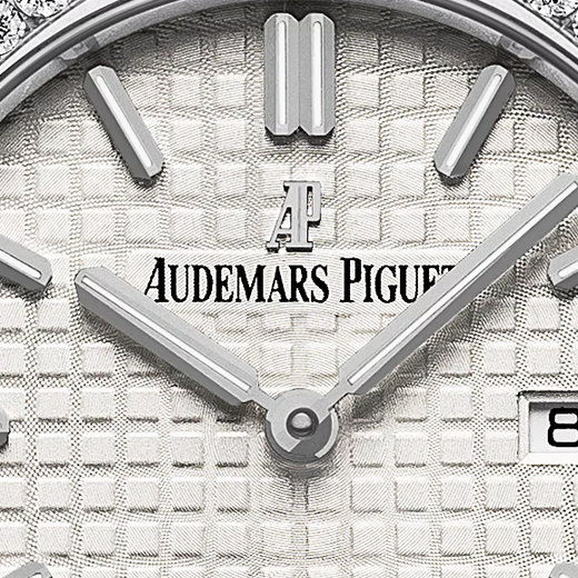 Audemars Piguet Royal Oak Quartz Ref. 67651ST.ZZ.1261ST.01-1