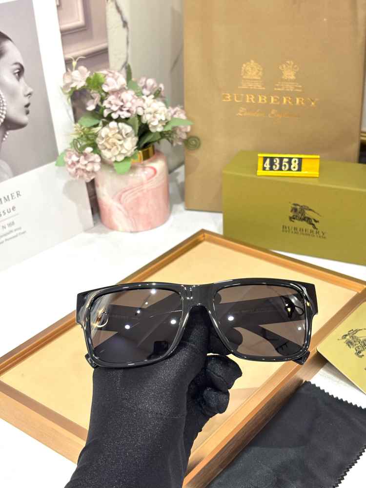 Burberry Black Premium Luxury Sunglasses-3