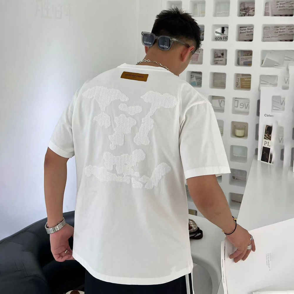 Louis Vuitton White Embroidery Logo Premium Baggy Fit T-shirt-1
