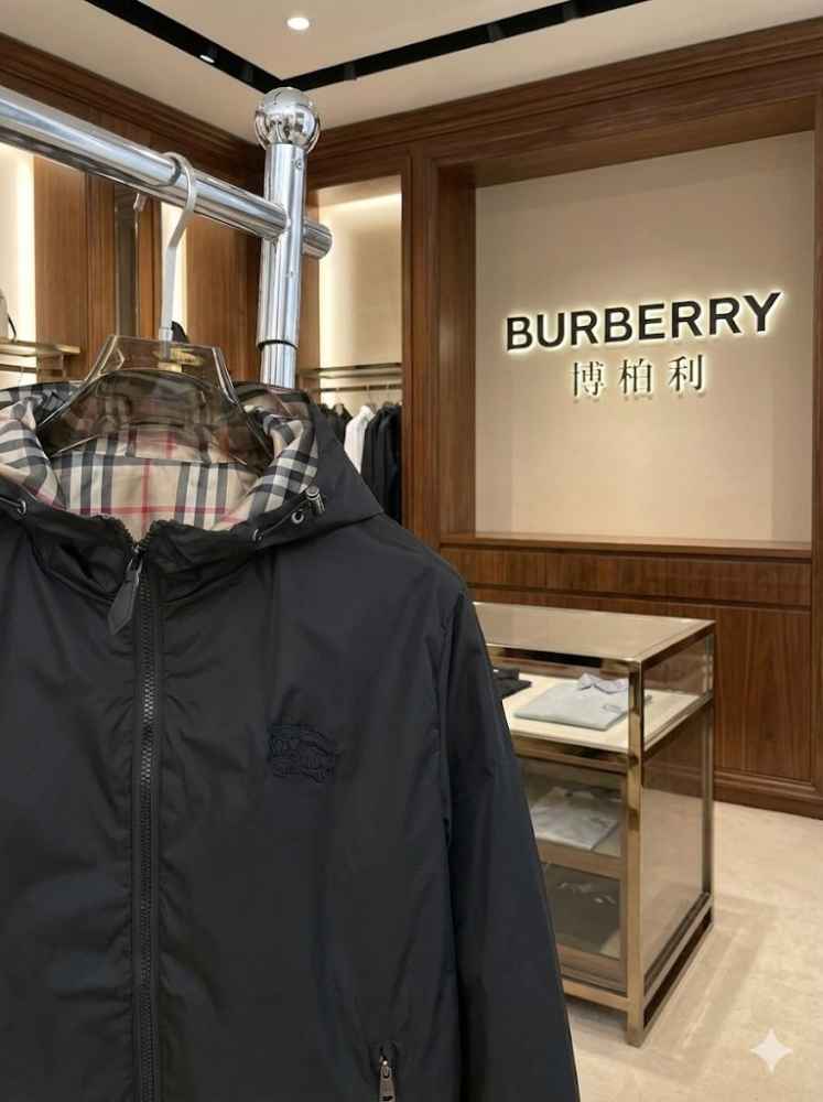 Burberry Black Leather Premium Quality Zipper-4