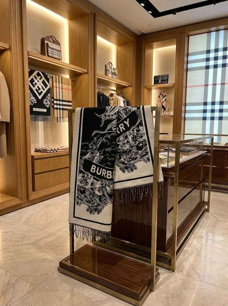 Burberry Cashmere Black Premium Quality Stole-thumb-2