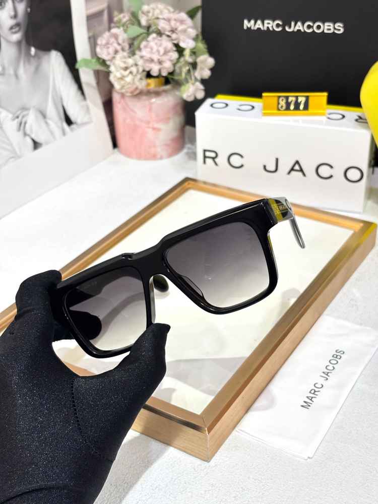 Marc Jacobs Black Luxury Sunglasses-3
