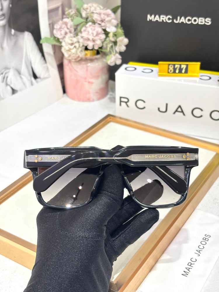 Marc Jacobs Black Luxury Sunglasses-4