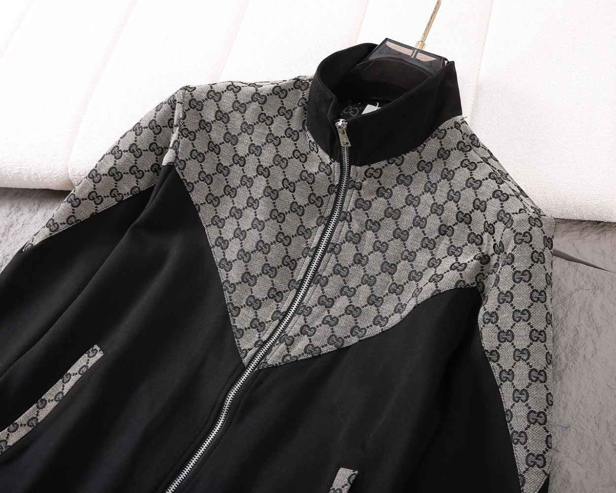 Gucci Black Premium Quality high End Authentic Track Suit-thumb-9