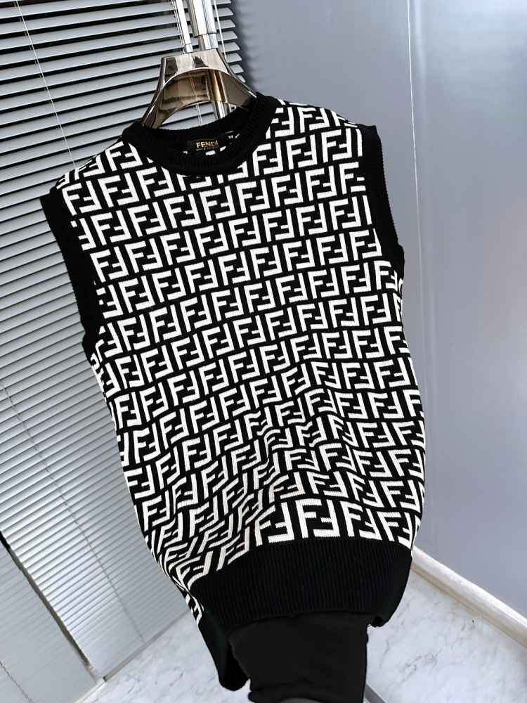 Fendi Black Authentic Premium Quality Pullover-thumb-3